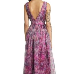 Lulus Garden Romance Floral Organza Gown in Magenta NWT